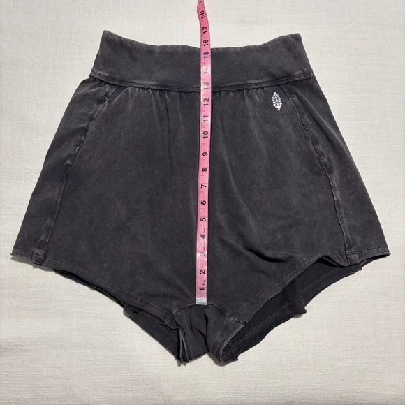 FP Movement by Free People Hot Shot Harem Shorts | Size XS - Picture 13 of 15